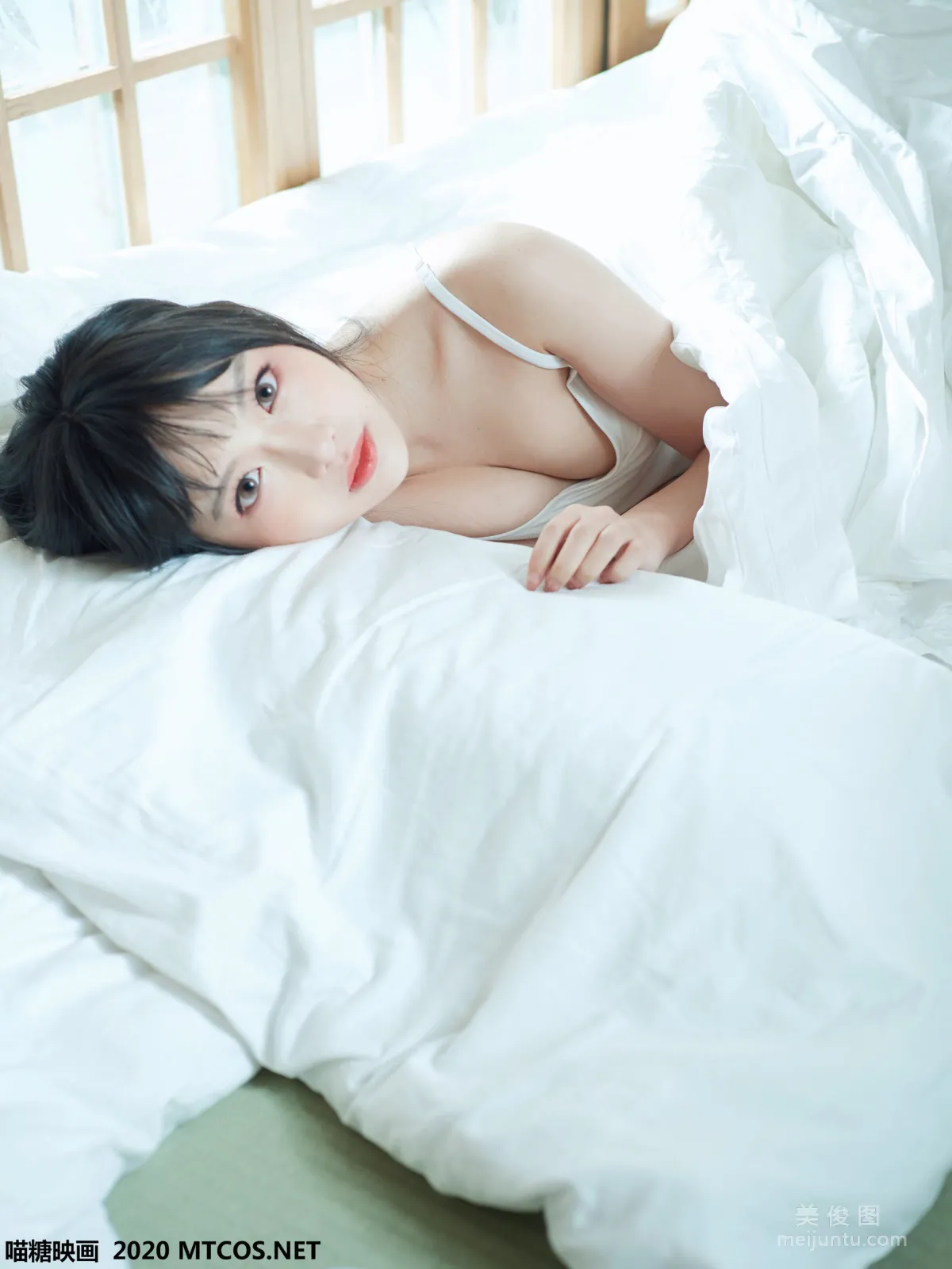 [喵糖映画] VOL.143 《日系白T私房》 写真集