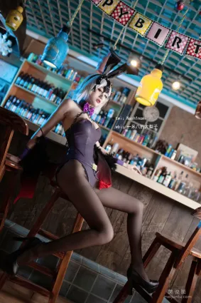 [网红COSER] 一米八的大梨子 - 黑贞兔女郎