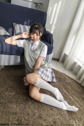 [喵糖映画] JKL.001 《制服少女》 写真集
