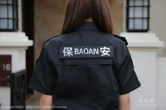 [秀人XiuRen] No.3796 美七Mia&amp;萌汉药 - 主家水管修理系列