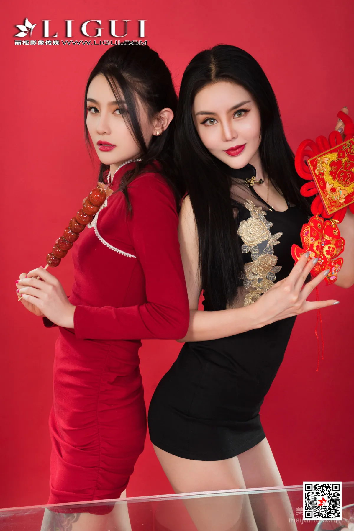 [丽柜Ligui] 甜甜&amp;凉儿 《双生花-欲饺迎春》 丝足写真
