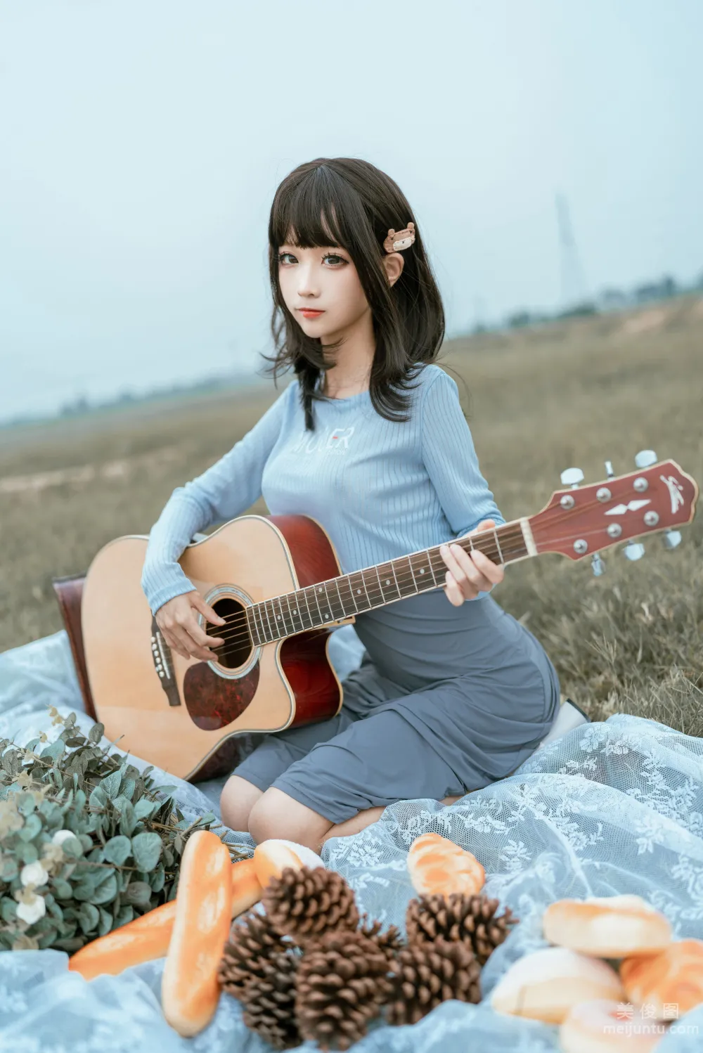 [网红COSER写真] 蠢沫沫 - 吉他妹妹 套图