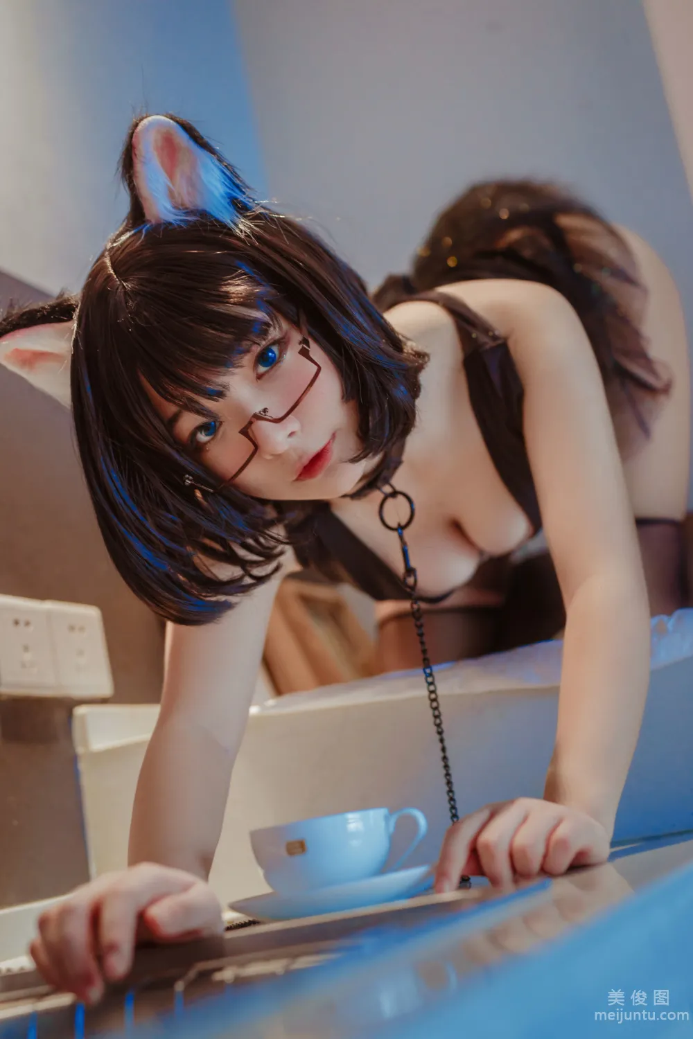 [网红COSER写真] yuuhui玉汇 - 猫猫头黑裙子 套图