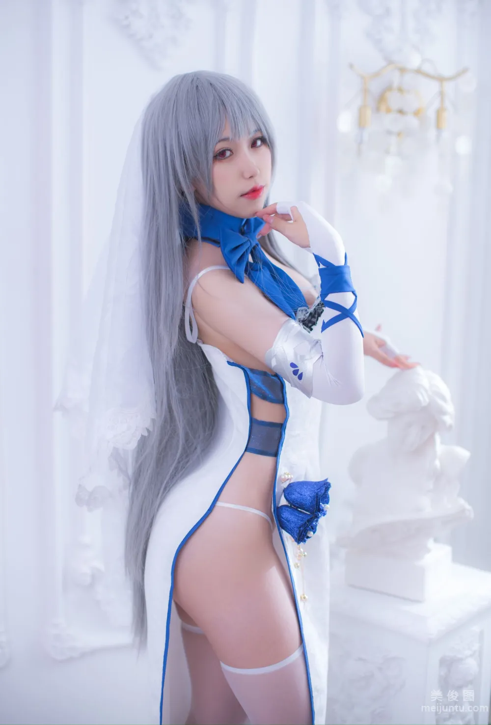 [网红COSER写真] 芋圆侑子SJ_ - 路易九世礼服 套图