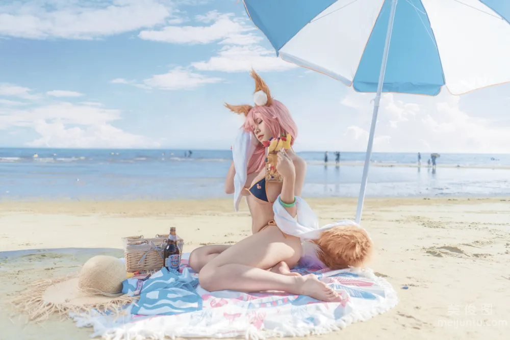 [网红COSER写真] uki雨季 - 玉藻前海边泳装