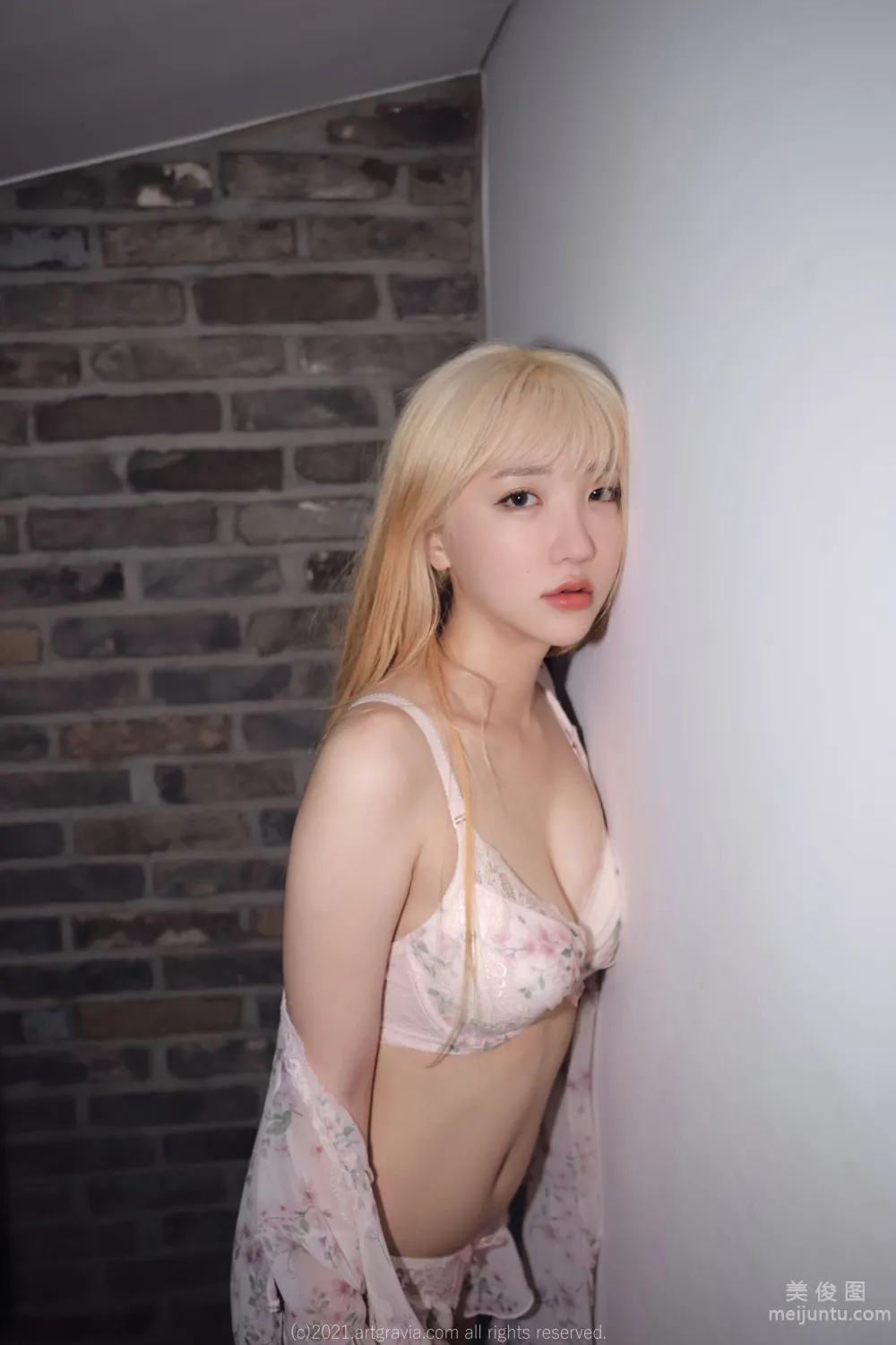 [ARTGRAVIA] VOL.252 YEEUN 写真套图