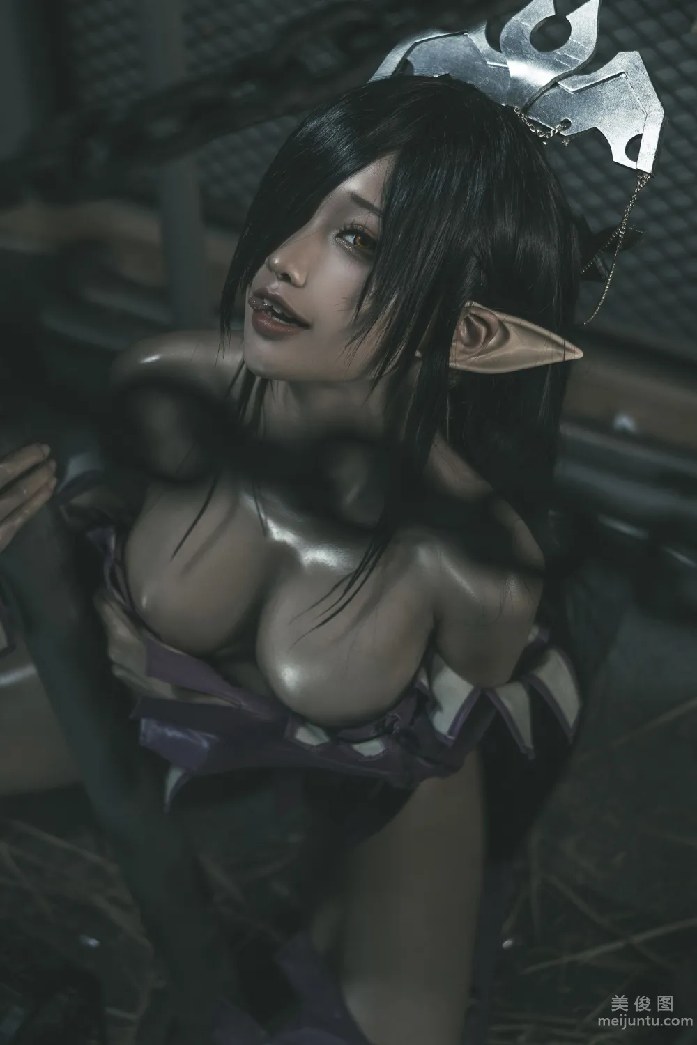 [网红COSER写真] 蠢沫沫 - 黑兽女王 原设 套图