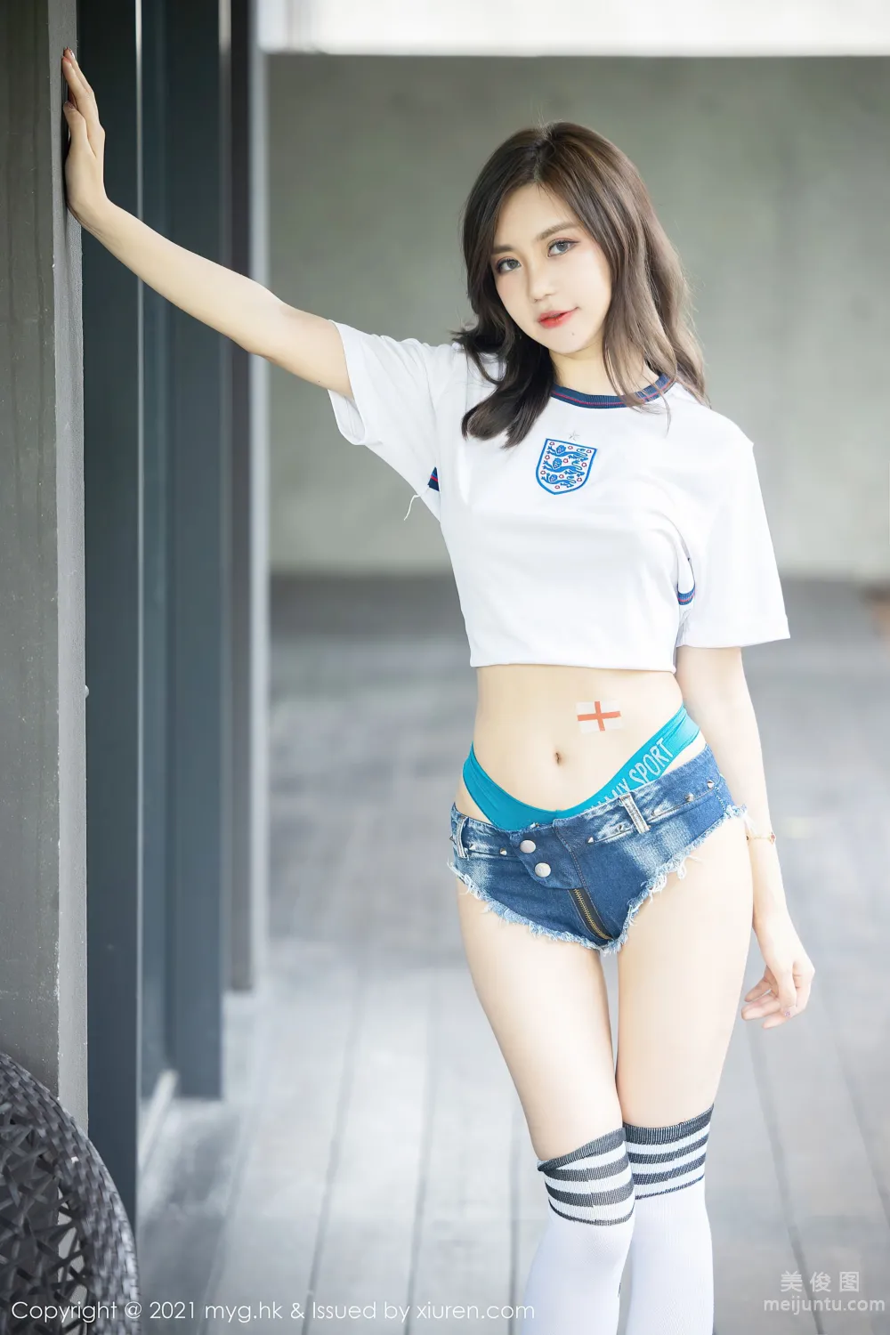 [美媛馆MyGirl] Vol.553 绮里嘉Carina - 百变的足球宝贝服饰主题系列