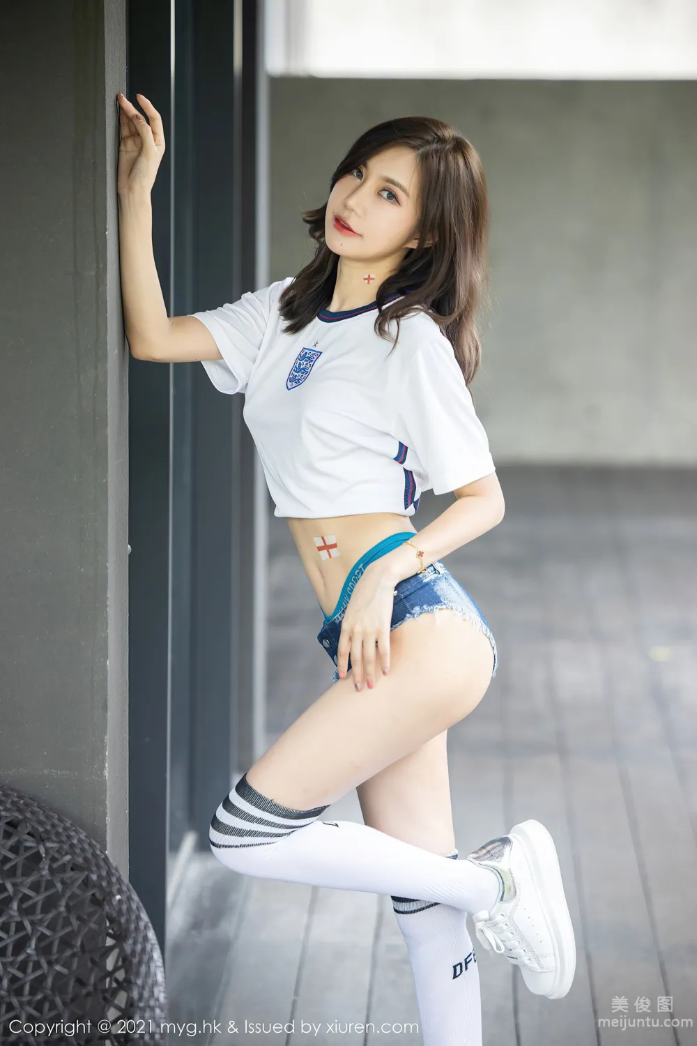 [美媛馆MyGirl] Vol.553 绮里嘉Carina - 百变的足球宝贝服饰主题系列
