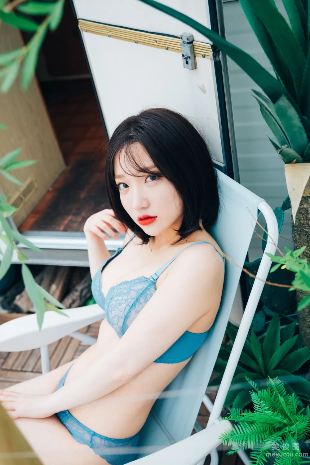 [LOOZY] Yeeun - Summer Caravan