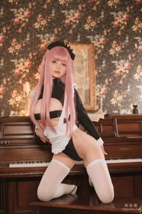 [网红COSER写真] 桜井宁宁 - 复古女仆 套图