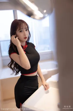 [语画界XIAOYU] Vol.574 林星阑 - 典雅韵味的旗袍与现代魅惑丝袜