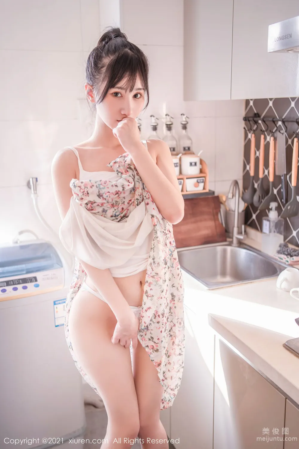 [秀人XiuRen] No.3711 小果冻儿 - 卡哇伊女孩
