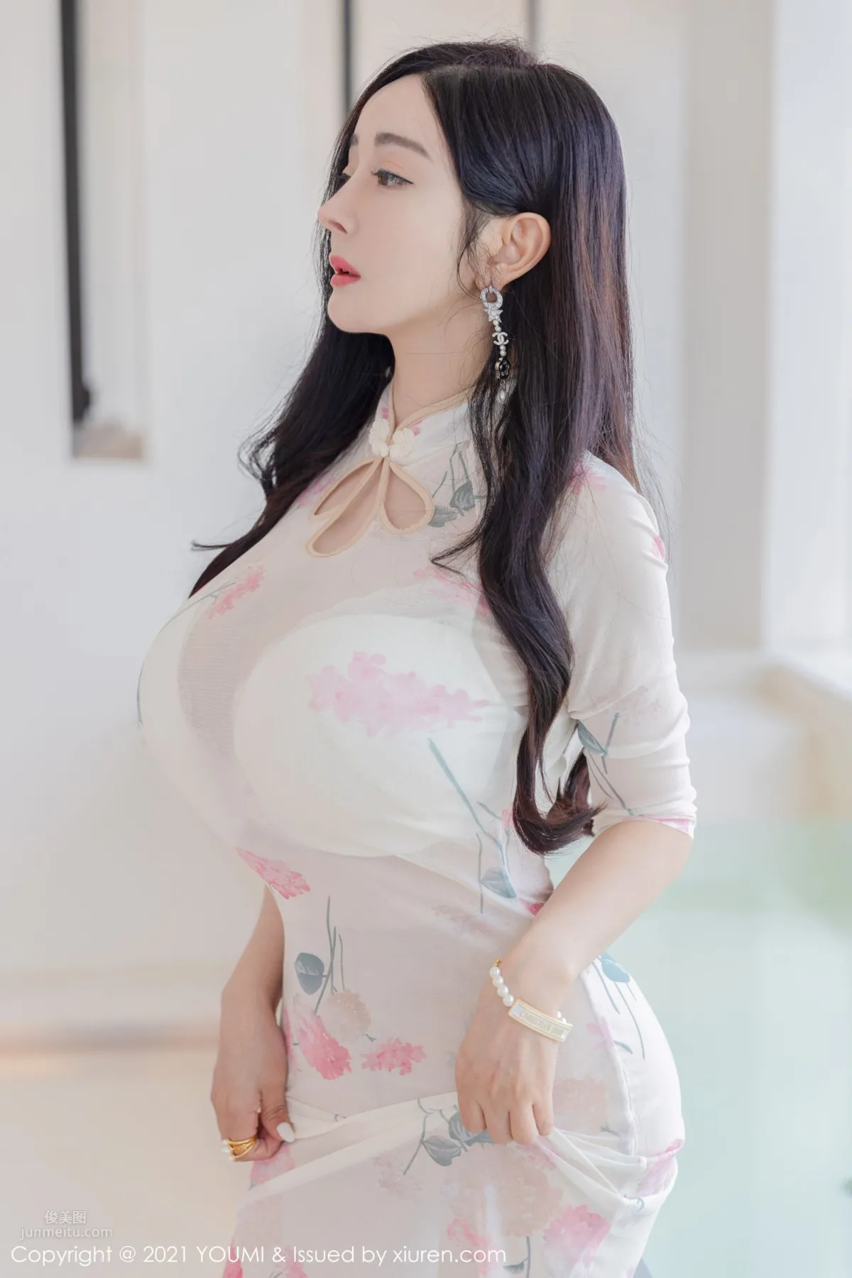 [YOUMI] 2021.10.18 VOL.706 允薾