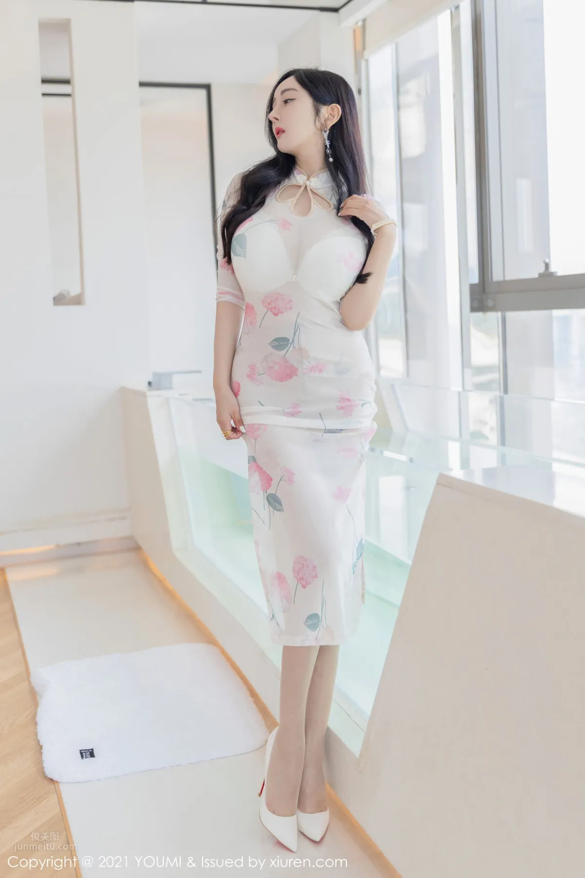 [YOUMI] 2021.10.18 VOL.706 允薾