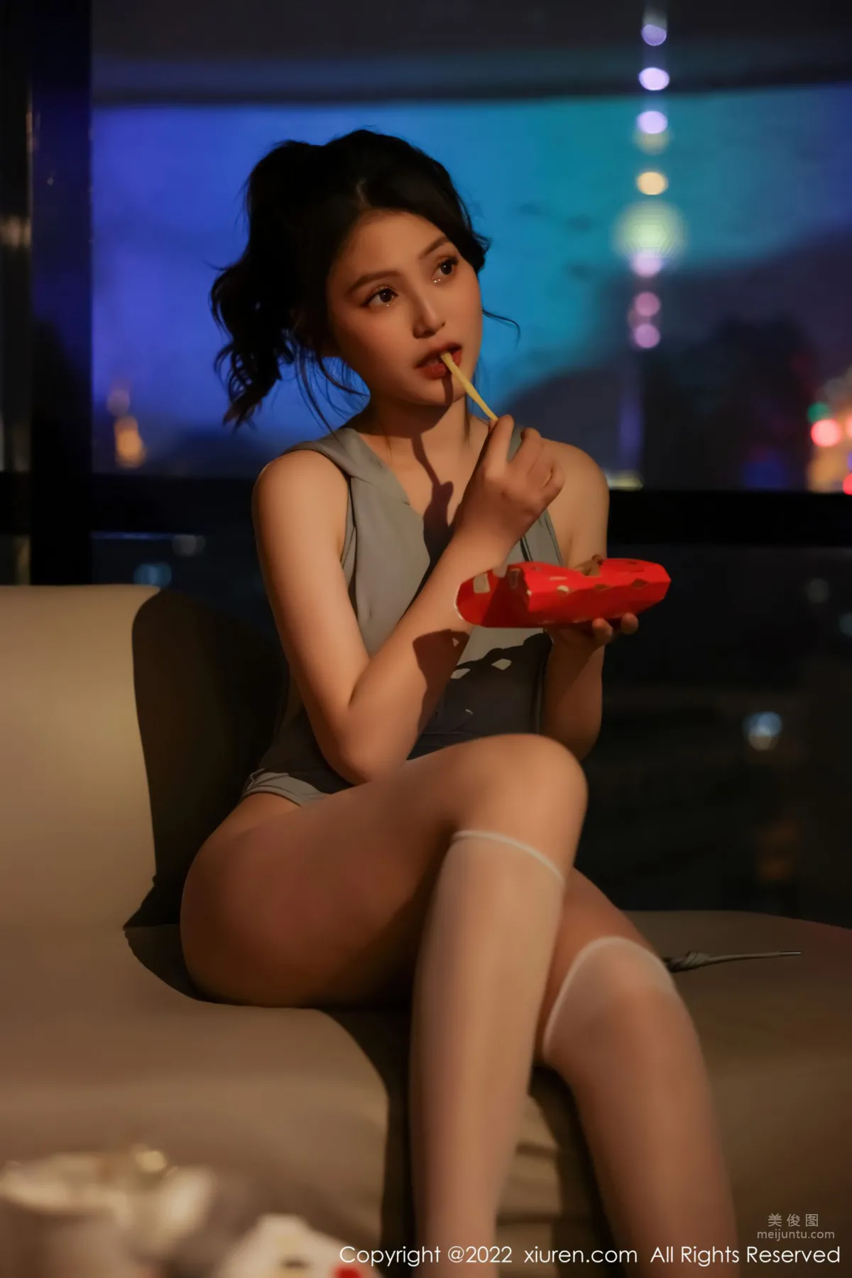 [XiuRen] 2022.01.20 No.4490 你的兔妹妹