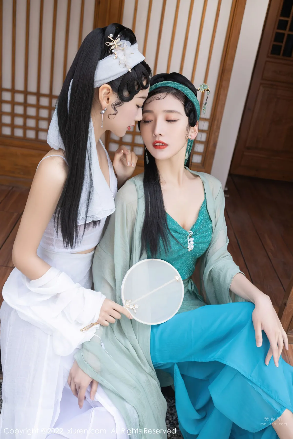 [XiuRen] 2022.04.29 No.4952 唐安琪&amp;陆萱萱