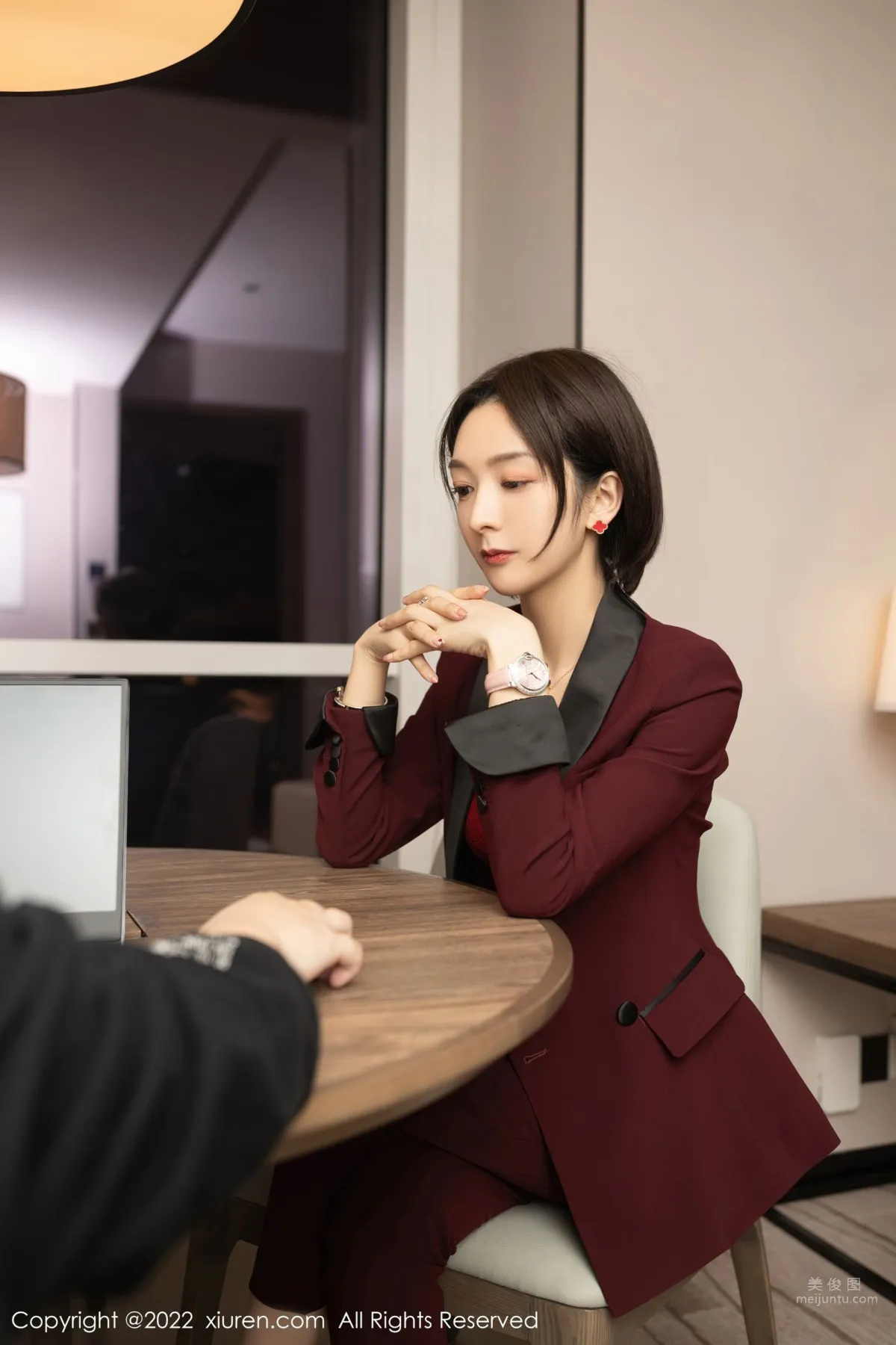 [XiuRen] 2022.06.07 No.5111 Angela00